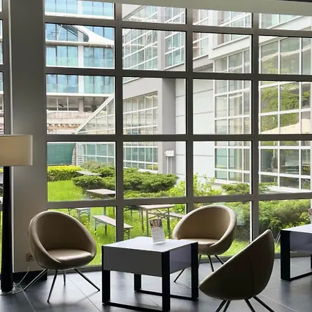 Hotel Diva 200 Metrow Do Plazy