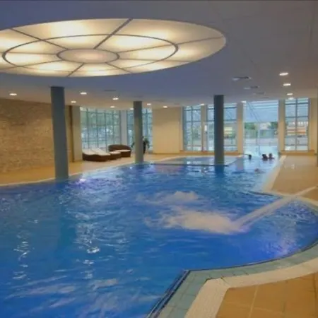 Hotel Diva 200 Metrow Do Plazy 4*
